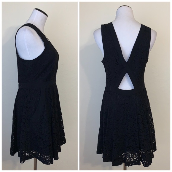 173 Free People Lovely in Lace black dress - Picture 2 of 8